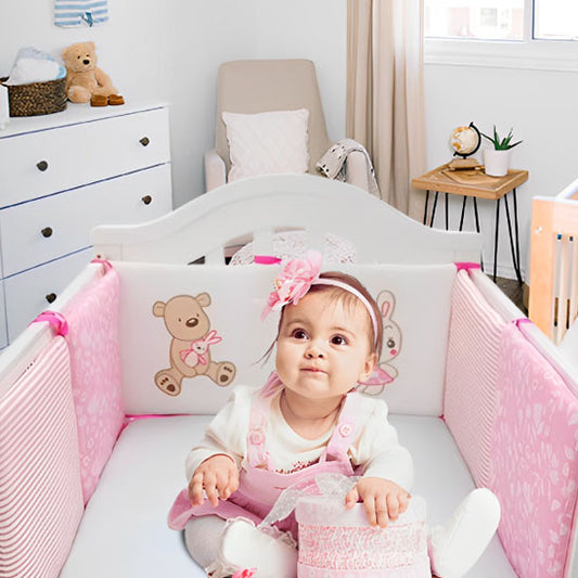 Tour de lit bébé