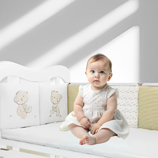 Tour de lit bébé